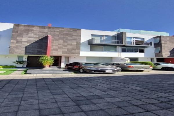 Foto de inmueble en CORREGIDORA, Col. Miguel Hidalgo 4A Sección C.P. 14250, Tlalpan