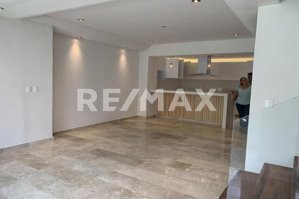 Foto de inmueble en costera las palmas, Col. Puerto Marqués C.P. 39890, Acapulco de Juárez