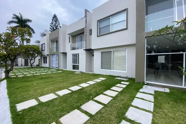 Foto de inmueble en  , Col. Cuernavaca Centro C.P. 62000, Cuernavaca