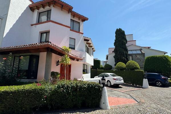 Foto de inmueble en Cuitlahuac, Col. Toriello Guerra C.P. 14050, Tlalpan