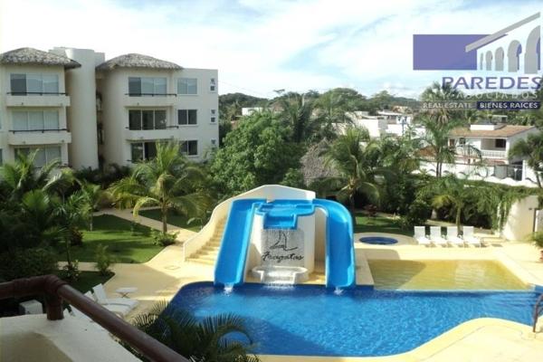Foto de inmueble en D209 Paseo del rincon  #s/n, Col. Ixtapa C.P. 40884, Zihuatanejo de Azueta
