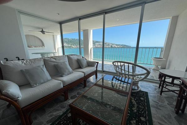 Foto de inmueble en Laurel Condominio Camelia y Magnolia  #s/n, Col. Club Deportivo C.P. 39690, Acapulco de Juárez