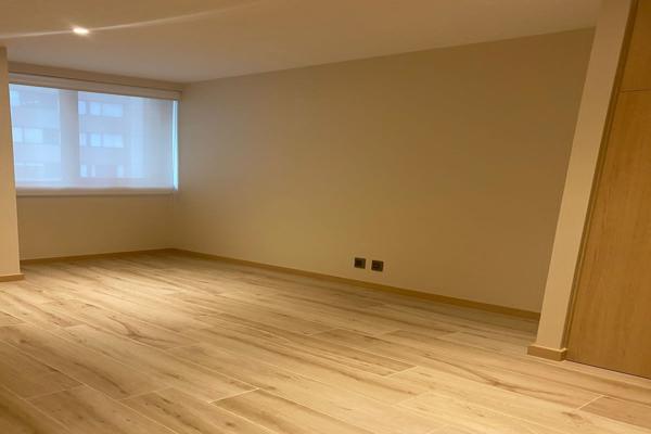 Foto de inmueble en Calle Lago Zurich 243 #243, Col. Ampliación Granada C.P. 11529, Miguel Hidalgo