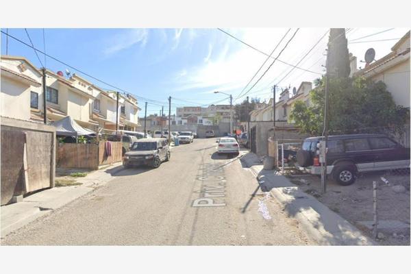 Foto de inmueble en DE LAS CORDILLERAS #12821, Col. Villa del Prado C.P. 22170, Tijuana