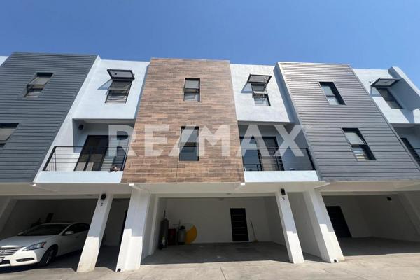 Foto de inmueble en Del Olivo, Col. López Lucio C.P. 22106, Tijuana