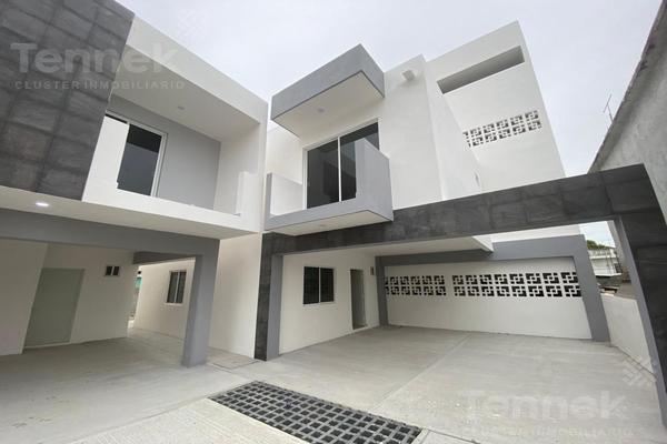 Foto de inmueble en  , Col. Del Pueblo C.P. 89190, Tampico