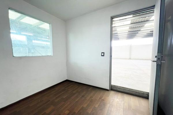 Foto de inmueble en toltecas , Col. Ampliación Santa Catarina C.P. 13120, Tláhuac