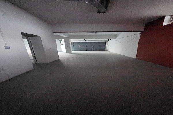 Foto de inmueble en DIEGO DE MONTEMAYOR, Col. Centro C.P. 64720, Monterrey