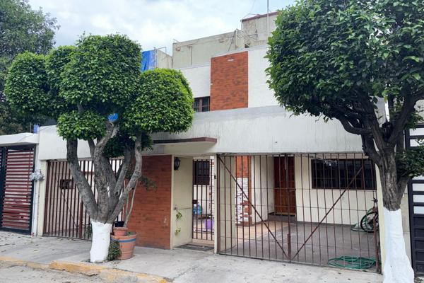 Foto de inmueble en Paseo de Los Cipreses 1 #s/n, Col. Paseos de Taxqueña C.P. 04250, Coyoacán