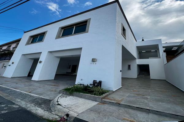 Foto de inmueble en Ópalo, Col. Villas Del Pedregal C.P. 66280, San Pedro Garza García