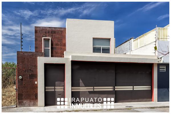 Foto de inmueble en Lago, Col. Las Reynas C.P. 36660, Irapuato