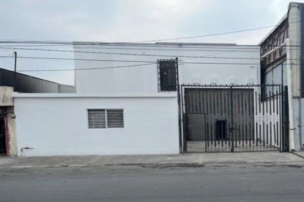 Foto de inmueble en Pino Suarez #301, Col. Los Elizondo C.P. 66050, General Escobedo