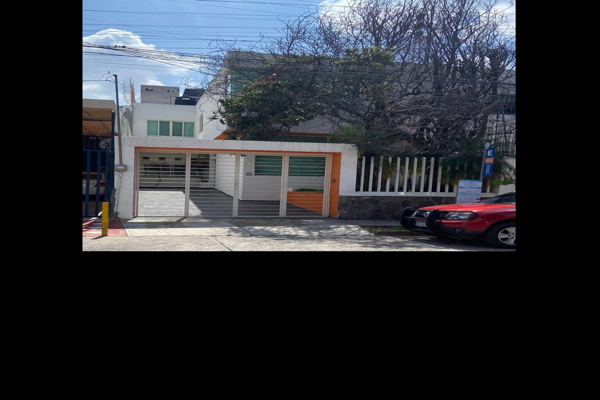 Foto de inmueble en Escuela Militar Aviación #85, Col. Lafayette C.P. 44150, Guadalajara