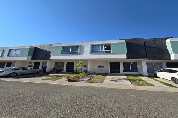 Foto de inmueble en QUIERES VIVIR A 18 MIN DE TOLUCA EN ZINACANTEPEC #S/NInt. 0, Col. Residencial La Victoria C.P. 51355, Zinacantepec