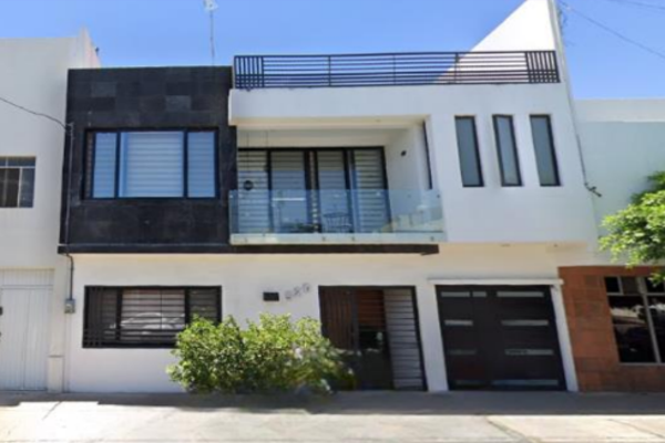 Foto de inmueble en Avenida Francisco I. Madero 520 #520, Col. La Purísima C.P. 20259, Aguascalientes