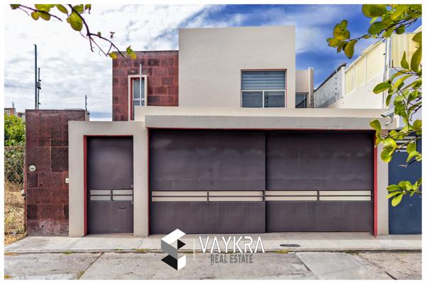 Foto de inmueble en Lago #1283, Col. Las Reynas C.P. 36660, Irapuato