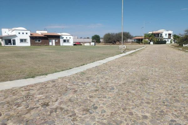 Foto de inmueble en Gaviotas #s/n, Col. Club de Golf Tequisquiapan C.P. 76799, Tequisquiapan