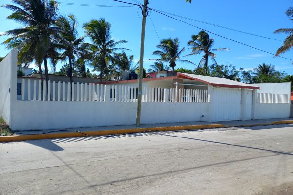 Foto de inmueble en Los Pinos , Col. Anton Lizardo C.P. 95269, Alvarado