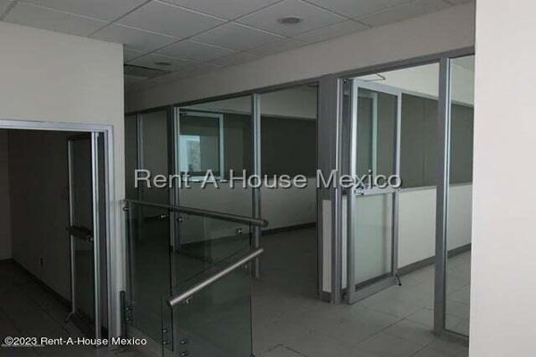 Foto de inmueble en Avenida Paseo de las Palmas 239 #239, Col. Lomas de Chapultepec V Sección C.P. 11000, Miguel Hidalgo