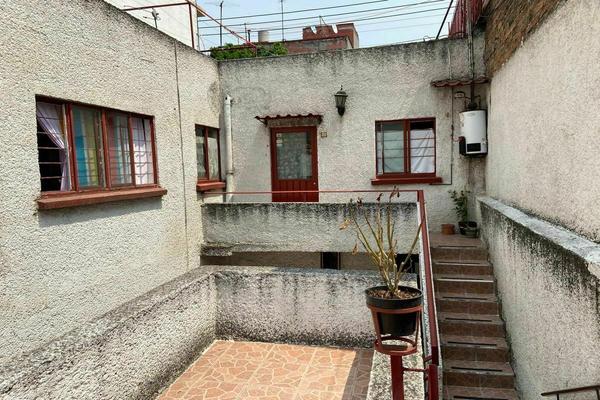 Foto de inmueble en Efren Rebolledo, Col. Obrera C.P. 06800, Cuauhtémoc