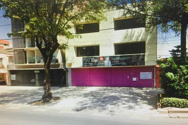 Foto de inmueble en Eje Central Lázaro Cárdenas, Col. Portales Norte C.P. 03303, Benito Juárez