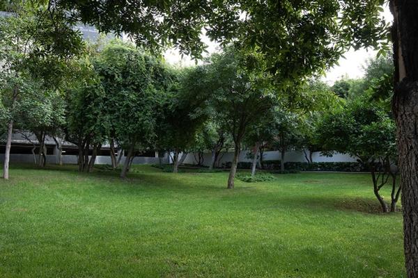 Foto de inmueble en  , Col. El Aguacatal C.P. 66197, Santa Catarina