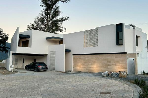 Foto de inmueble en  , Col. El Barrial C.P. 67303, Santiago