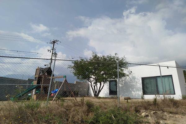 Foto de inmueble en  , Col. El Barrial C.P. 67303, Santiago