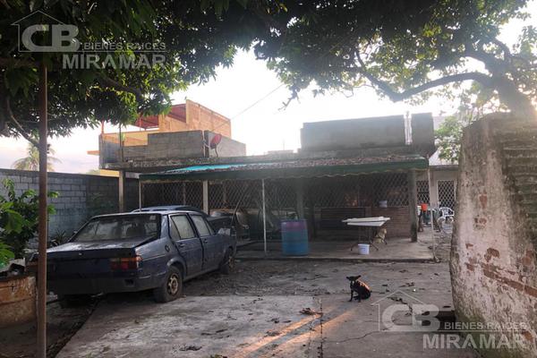 Foto de inmueble en  , Col. El Charro C.P. 89364, Tampico