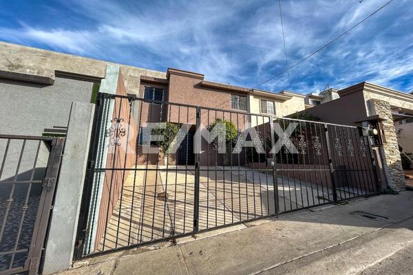 Foto de inmueble en El Rosario, Col. Pórticos de San Antonio C.P. 22666, Tijuana