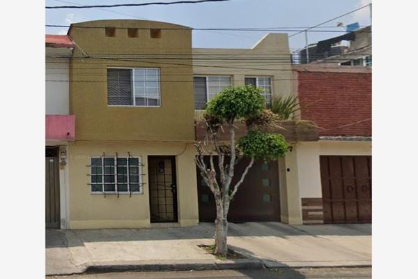Foto de inmueble en Emiliano Zapata #37, Col. Providencia C.P. 02440, Azcapotzalco