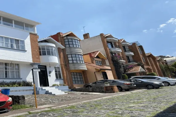 Foto de inmueble en Encinos, Col. Miguel Hidalgo 4A Sección C.P. 14250, Tlalpan