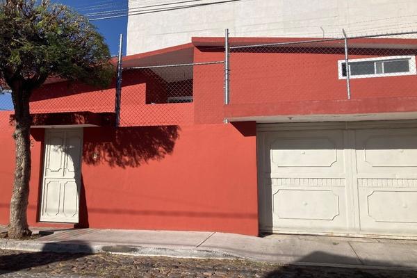 Foto de inmueble en Enredadera, Col. Álamos 3a Sección C.P. 76160, Querétaro