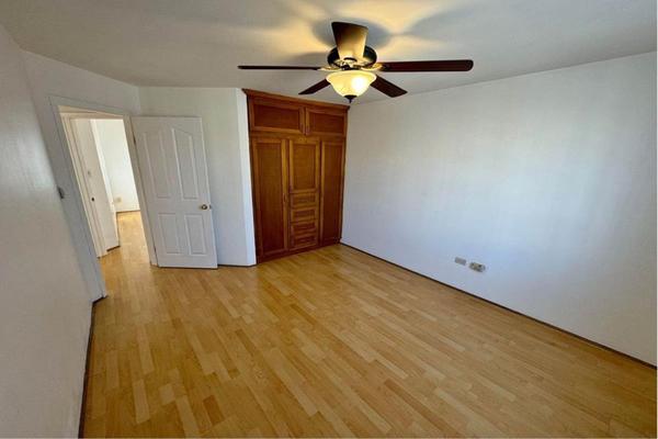 Foto de inmueble en Esmeralda #7, Col. Residencial La Esmeralda C.P. 22640, Tijuana