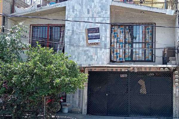 Foto de inmueble en  , Col. Estado de México C.P. 57210, Nezahualcóyotl