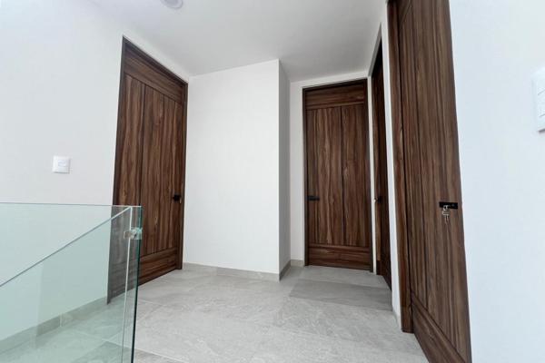 Foto de inmueble en sin informacion, Col. Santa Maria de Guido C.P. 58090, Morelia
