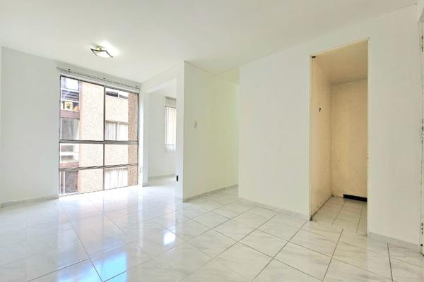 Foto de inmueble en Bosque Alto, Col. Lomas Verdes 1a Sección C.P. 53120, Naucalpan de Juárez