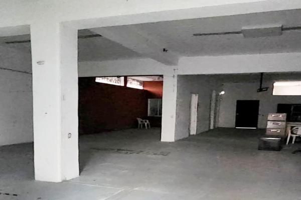 Foto de inmueble en Felix u Gómez, Col. Centro C.P. 64720, Monterrey