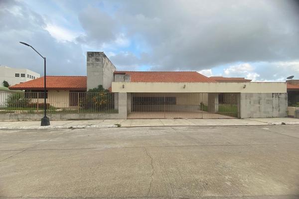 Foto de inmueble en  , Col. Flamboyanes C.P. 89330, Tampico