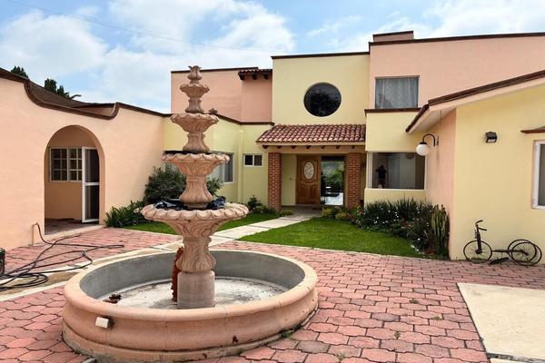 Foto de inmueble en Francisco I. Madero, Col. Hacienda Grande C.P. 76799, Tequisquiapan