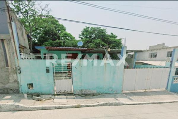 Foto de inmueble en Francisco Javier Mina, Col. Tampico Altamira C.P. 89605, Altamira