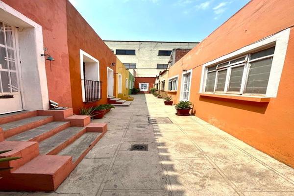 Foto de inmueble en Fray Bartolomé de Las Casa, Col. Cuernavaca Centro C.P. 62000, Cuernavaca