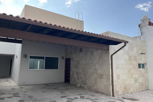 Casa en Fray Nicolás de Zamora 16, El Pueblito Ce... - Propiedades.com