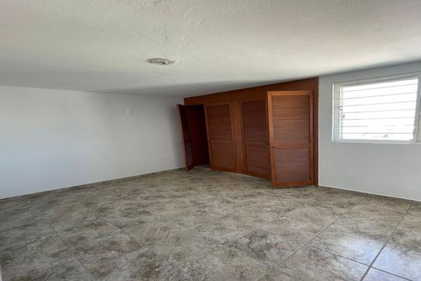 Foto de inmueble en Gaspar Bolaños #670, Col. Jardines Alcalde C.P. 44298, Guadalajara