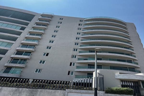 Foto de inmueble en General Miguel Miramon, Col. Lomas Verdes 6a Sección C.P. 53126, Naucalpan de Juárez