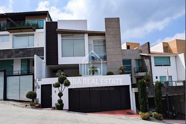 Foto de inmueble en General Miguel Miramón, Col. Lomas Verdes 6a Sección C.P. 53126, Naucalpan de Juárez