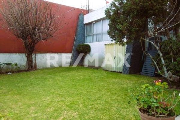 Foto de inmueble en Geranios, Col. Jardines de San Mateo C.P. 53240, Naucalpan de Juárez