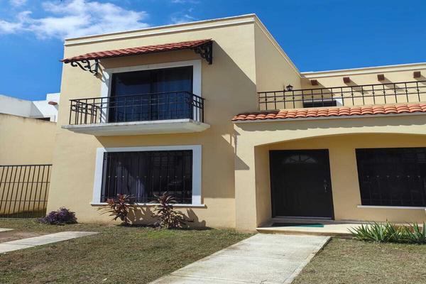 Foto de inmueble en , Col. Gran Santa Fe C.P. 97314, Mérida