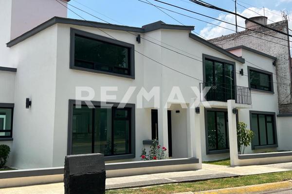 Foto de inmueble en Hacienda San José Vista Hermosa, Col. Bosque de Echegaray C.P. 53310, Naucalpan de Juárez