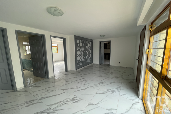 Foto de inmueble en Hacienda Santa Ana y Lobos #149, Col. Prado Coapa 3A Sección C.P. 14357, Tlalpan